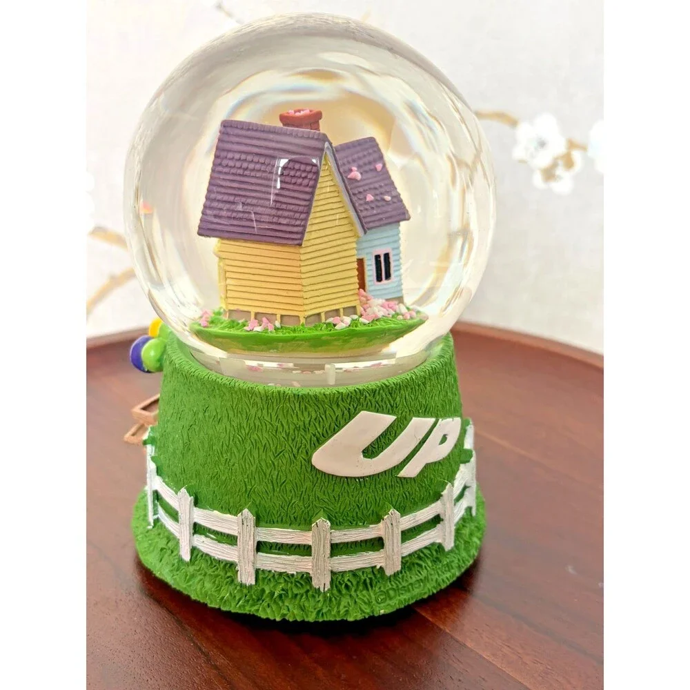 Disney Pixar Up Carl & Ellie Mailbox House Musical Snow Globe Love Story